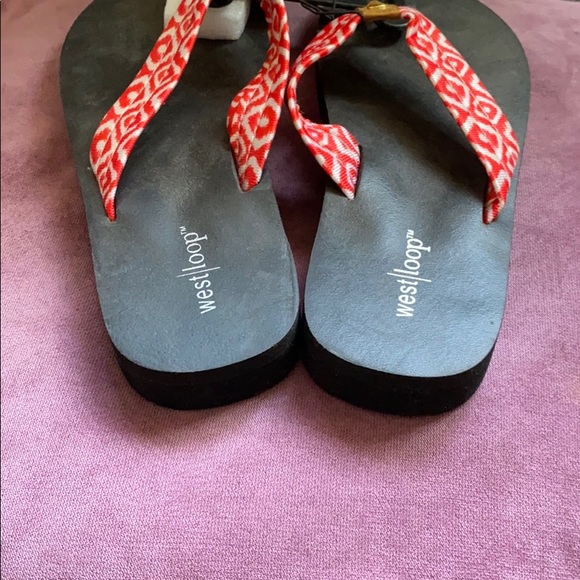 Sandals - Picture 2 of 3